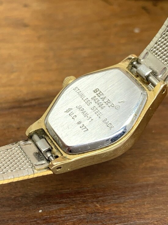 Sharp Women\'s Watch 377 Vintage Quartz Gold Dial Stainless Steel 19mm main image 12